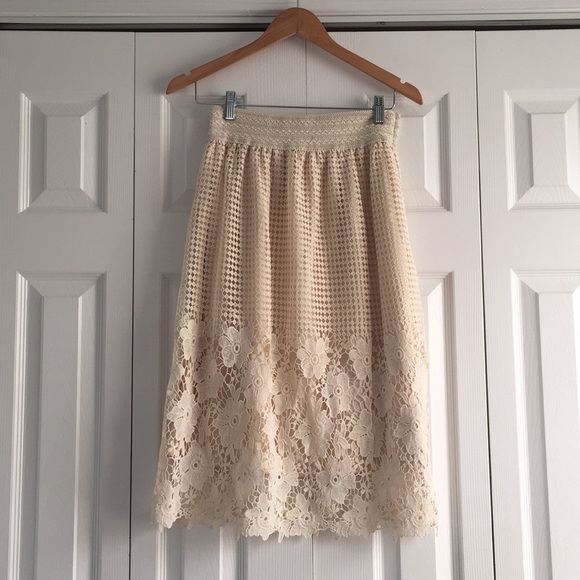 Dresses & Skirts - Cream Lace skirt